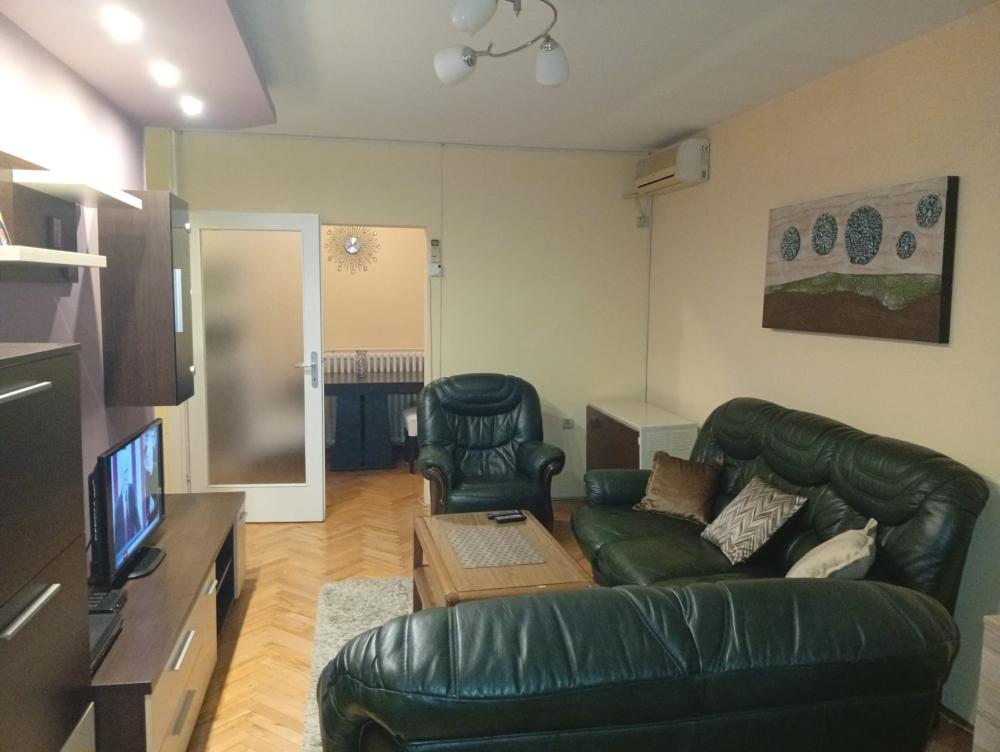 Slika 1 - Namesten useljiv stan na Bulevaru